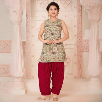 Girls kurta Patiyala Set with Dupatta