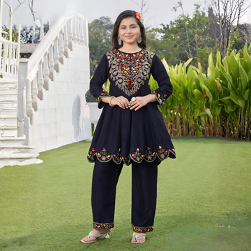 Latest Design Trending Girls Embroidered kurti Set