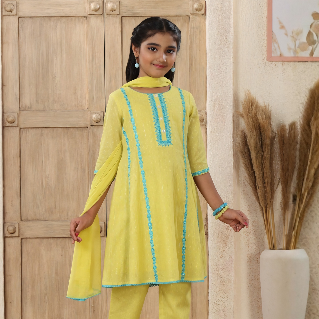 Girls Yellow Floral Printed Pure Cotton Kurti Set