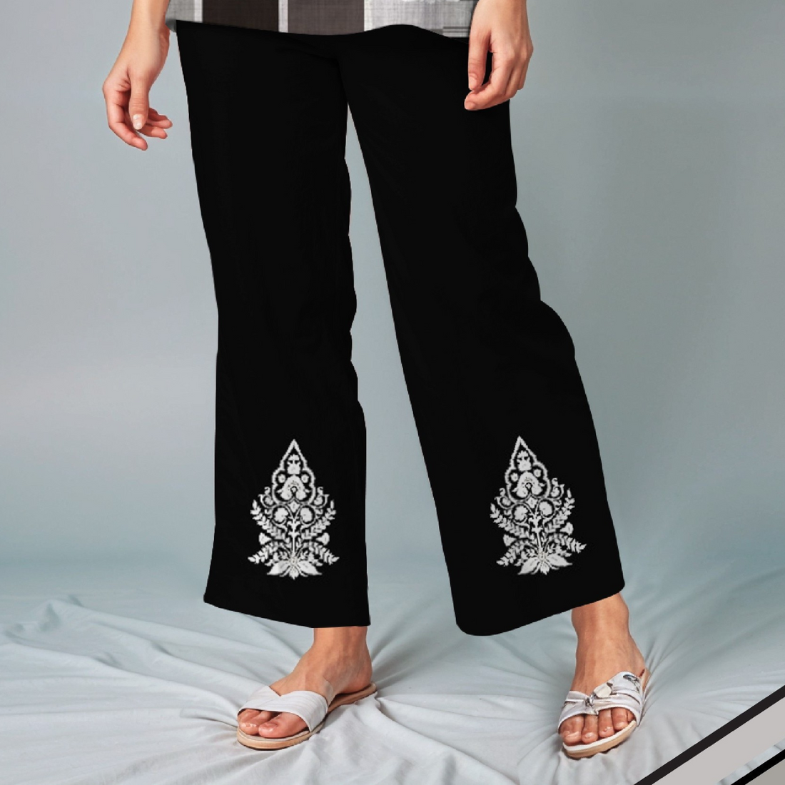 Gray Color Printed Women Pure Cotton Top & Pyjama Night Suit
