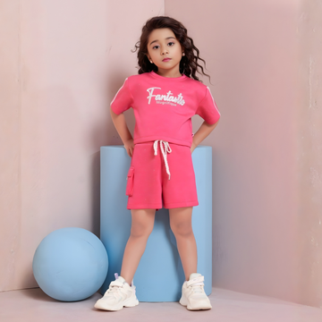 Girls Fashionable T-Shirt & Shorts Set