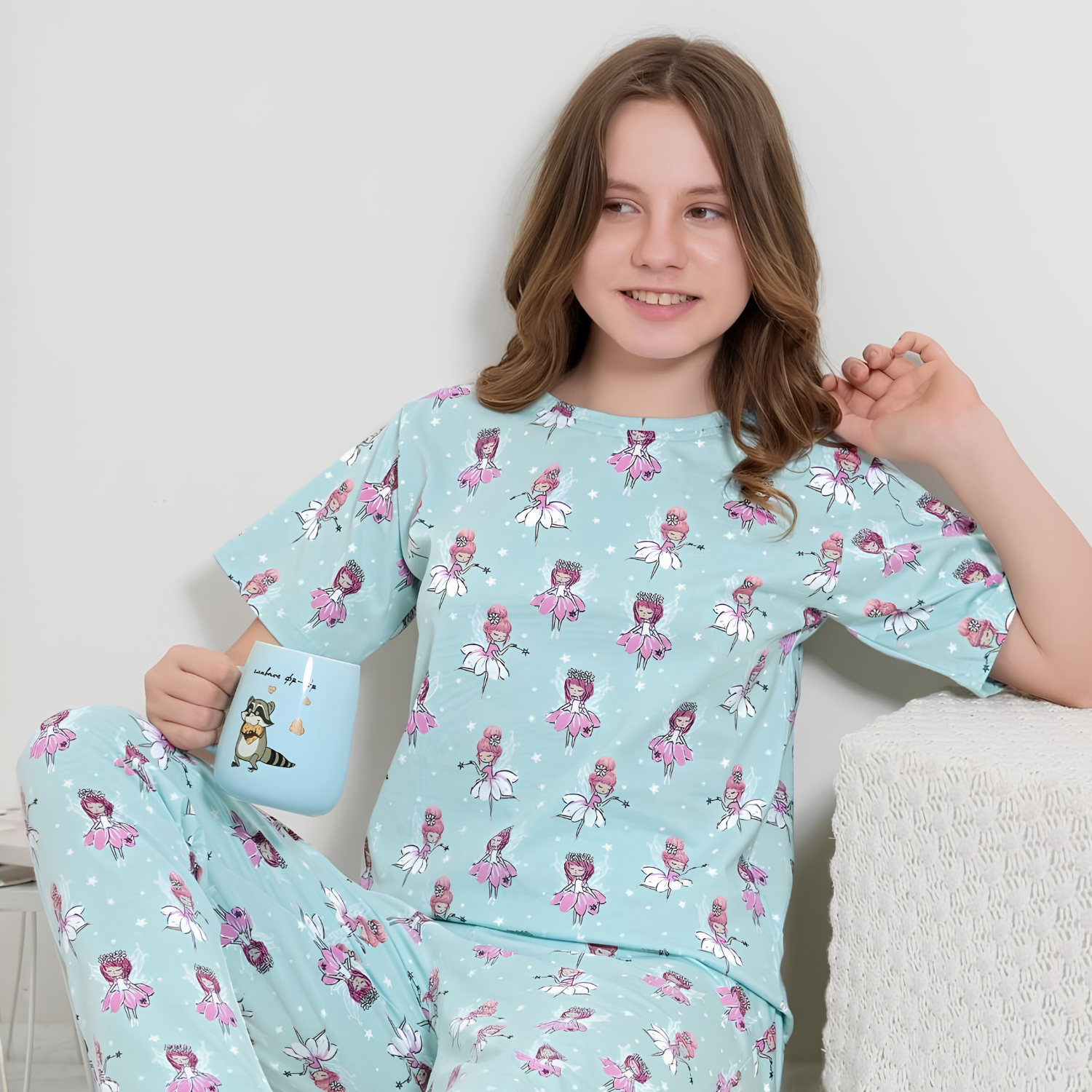 Girls blue printed night suit
