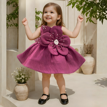 Sleeveless And Bow Embellished With Pearls Work Frock For Girls