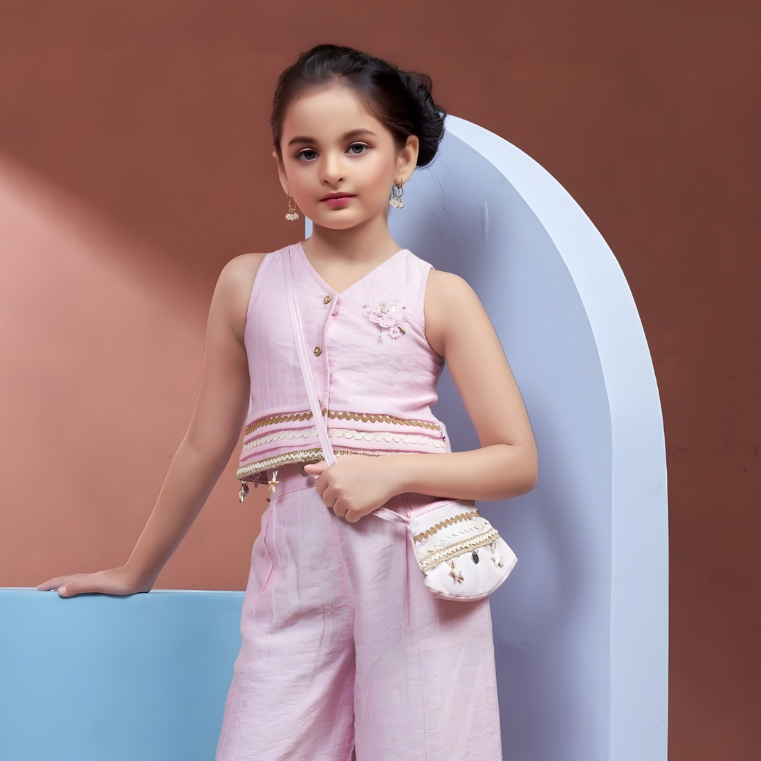 Girls Stylish Western Capri Set