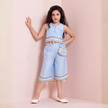 Girls Stylish Western Capri Set